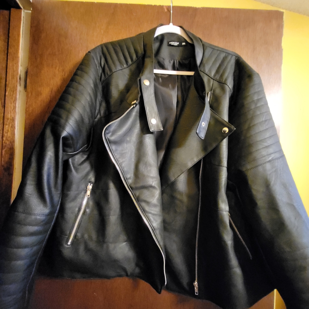SHEIN Black Quilted Leather Jacket